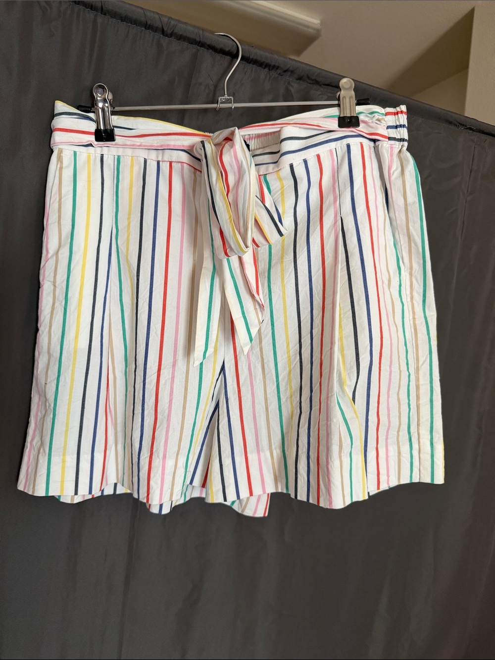 J. Crew Factory White Multicolor Vertical Stripe Tie-Waist shorts 🌈